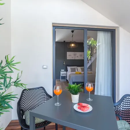 Modernes Radovan 2 Mit Terrasse Und Garten * Porec